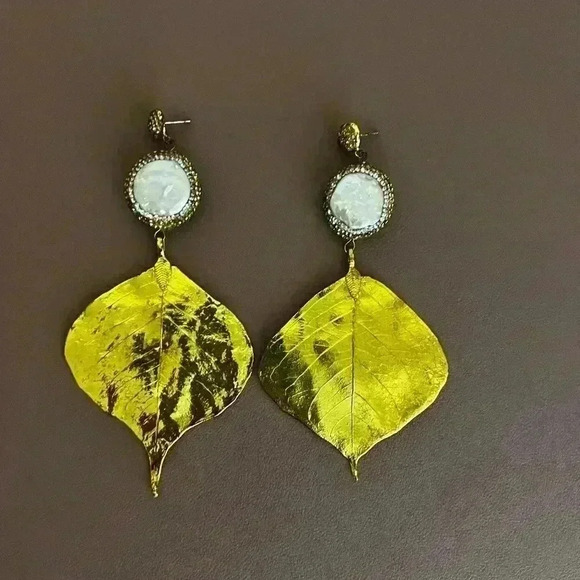 Golden Dipped Leaf Earrings Women Dangle Light Weight Pierced - Picture 4 of 8